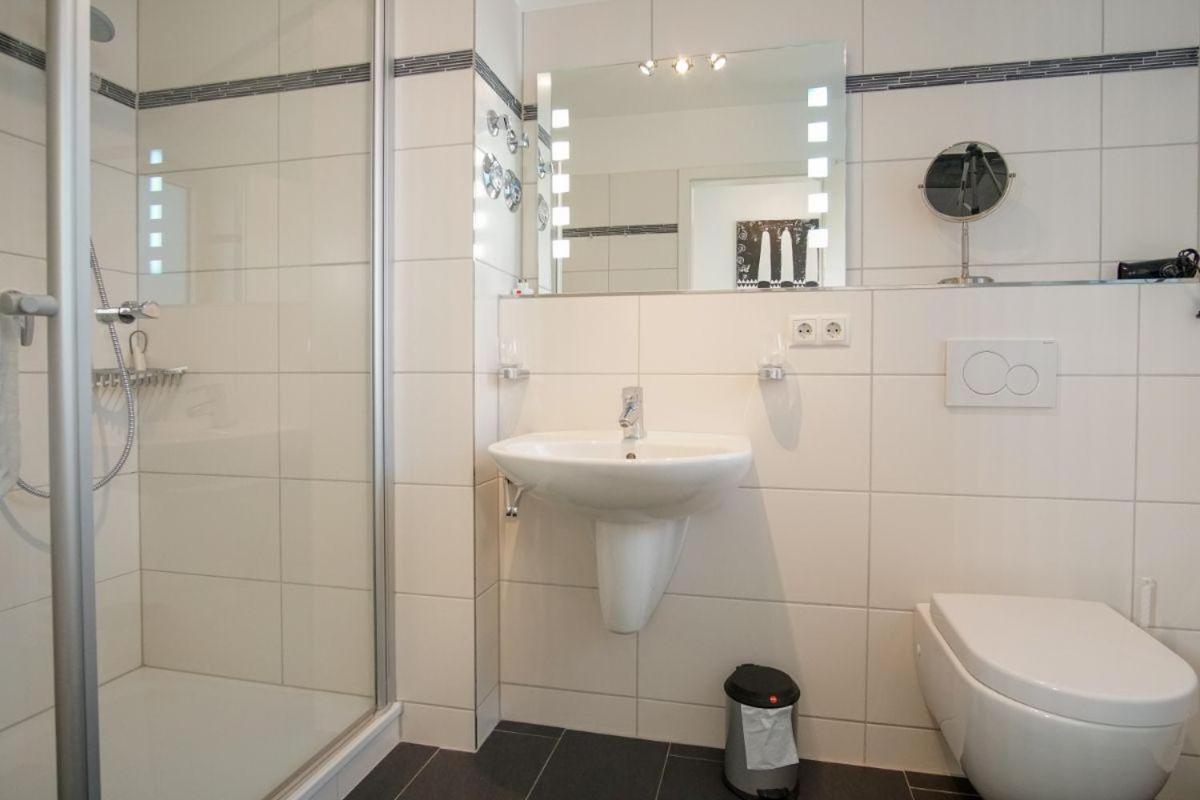 Haus-Zur-Mole-Wohnung-8-Leonardo Großenbrode Extérieur photo